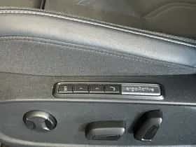Volkswagen Golf (2025) thumbnail 11