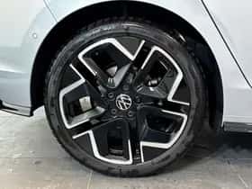 Volkswagen Golf (2025) thumbnail 14