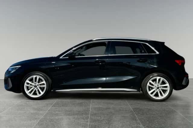 Audi A3 (2023) thumbnail 6