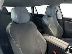 Volkswagen Passat (2025) thumbnail 13
