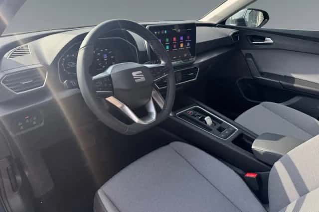 SEAT Leon (2026) thumbnail 5