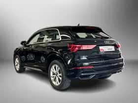 Audi Q3 (2022) thumbnail 2