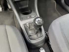 Volkswagen Up! (2021) thumbnail 17