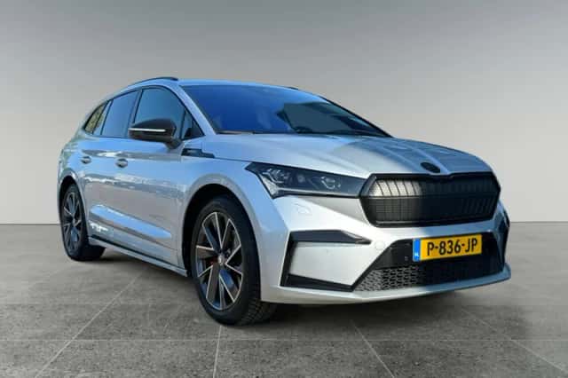 Škoda Enyaq (2022) thumbnail 3