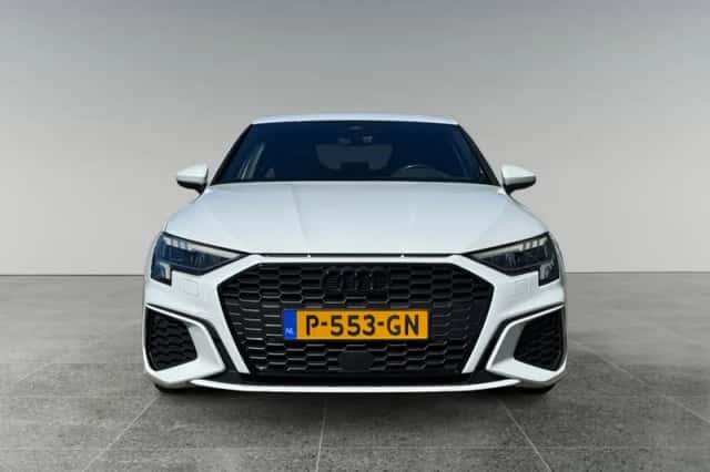Audi A3 (2022) thumbnail 5