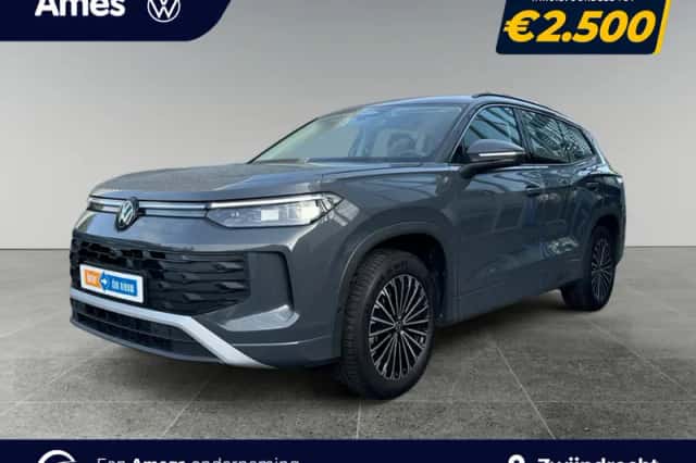 Volkswagen Tayron (2025) thumbnail 1