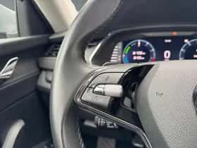 Škoda Octavia (2024) thumbnail 17