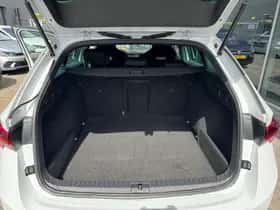 Škoda Octavia (2021) thumbnail 24