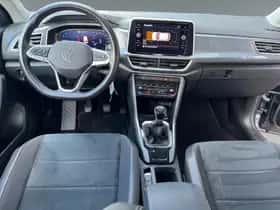 Volkswagen T-Roc (2025) thumbnail 12