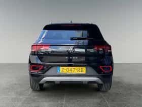 Volkswagen T-Roc (2024) thumbnail 7