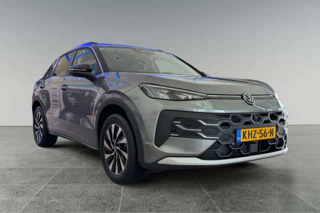 Volkswagen T-Roc (2026) thumbnail 3