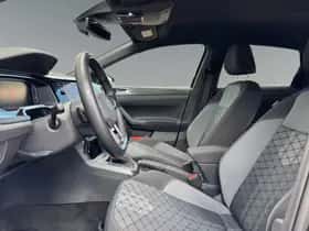 Volkswagen Polo (2023) thumbnail 3