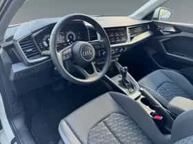 Audi A1 (2025) thumbnail 3