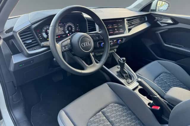 Audi A1 (2025) thumbnail 4