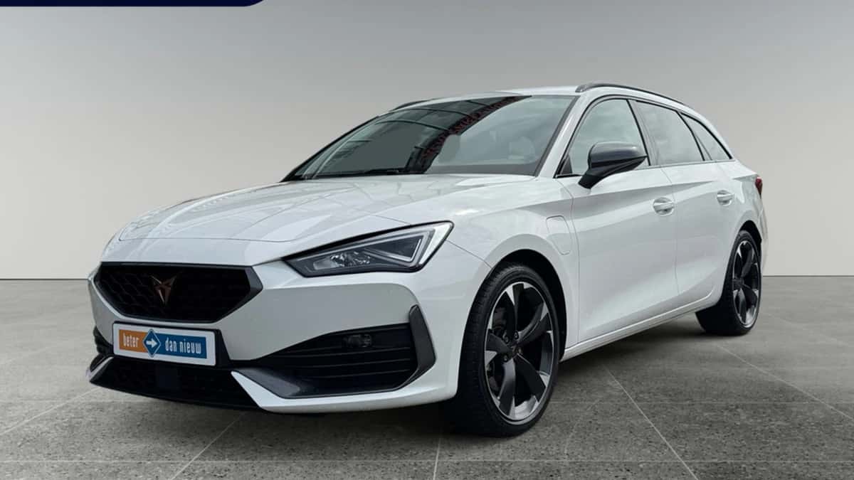 CUPRA Leon Sportstourer (2023) — foto 1