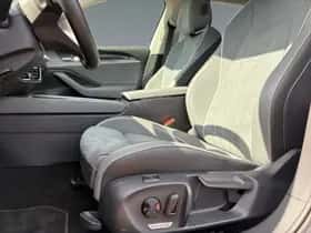 Volkswagen Passat (2025) thumbnail 17