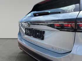 Volkswagen Passat (2025) thumbnail 7