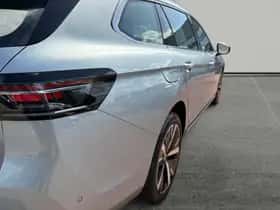 Volkswagen Passat (2025) thumbnail 9