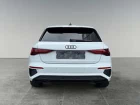 Audi A3 (2024) thumbnail 8