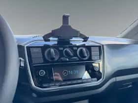 Volkswagen Up! (2019) thumbnail 17