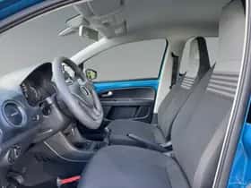 Volkswagen Up! (2019) thumbnail 4