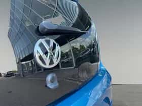 Volkswagen Up! (2019) thumbnail 9