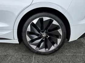 Škoda Enyaq (2021) thumbnail 9