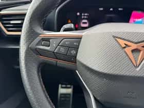 CUPRA Leon (2022) thumbnail 25