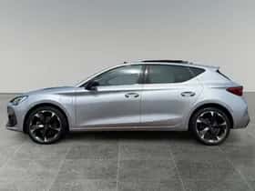 CUPRA Leon (2022) thumbnail 4
