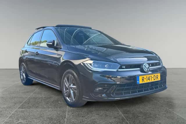 Volkswagen Polo (2022) thumbnail 2