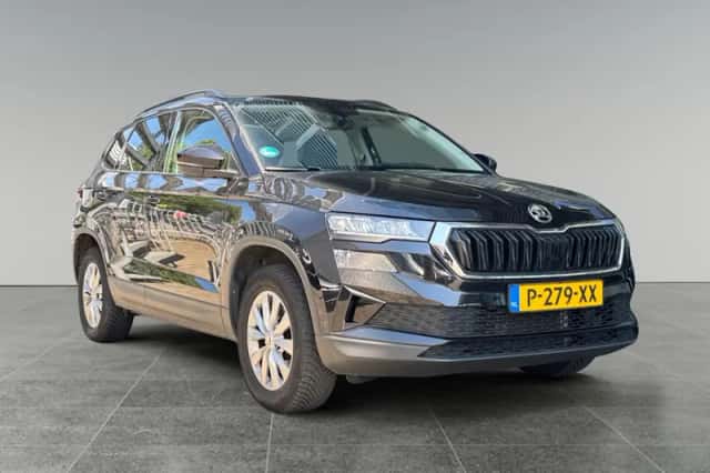 Škoda Karoq (2022) thumbnail 2