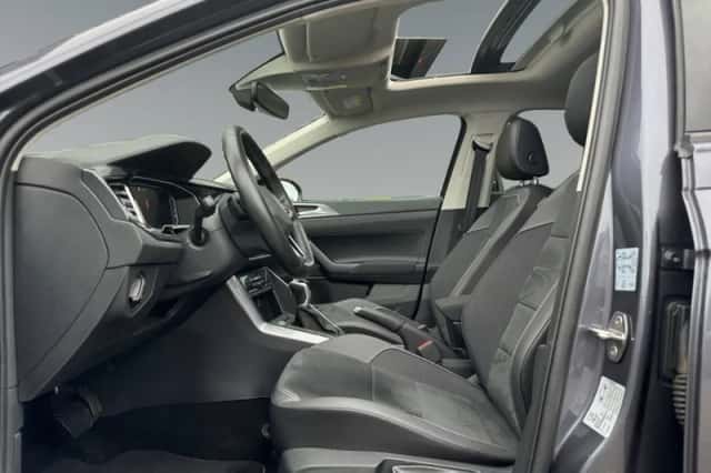 Volkswagen Taigo (2023) thumbnail 3