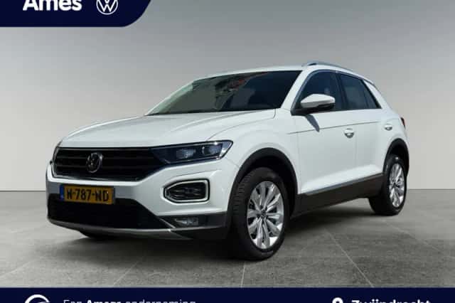 Volkswagen T-Roc (2021) thumbnail 1
