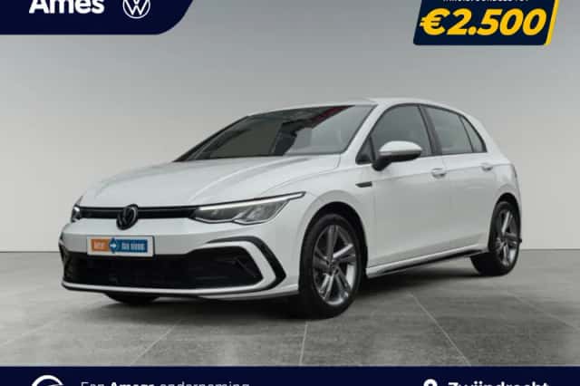 Volkswagen Golf (2025) thumbnail 1