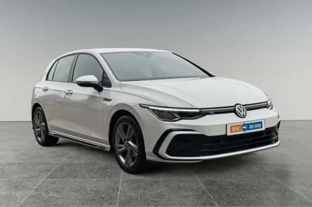 Volkswagen Golf (2025) thumbnail 3