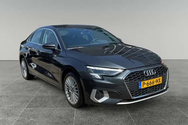 Audi A3 (2022) thumbnail 3