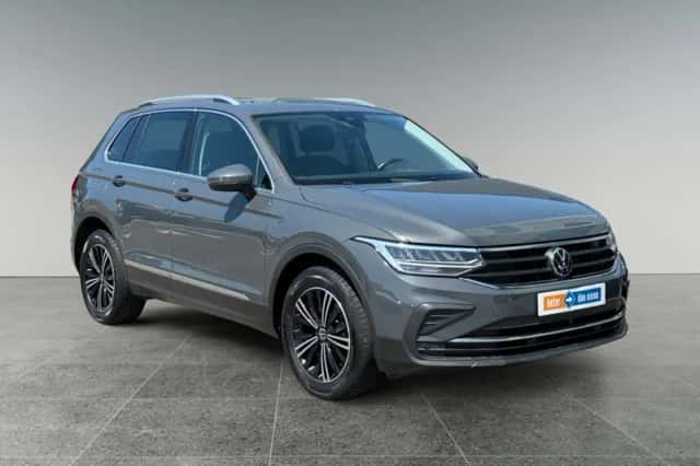 Volkswagen Tiguan (2021) thumbnail 2
