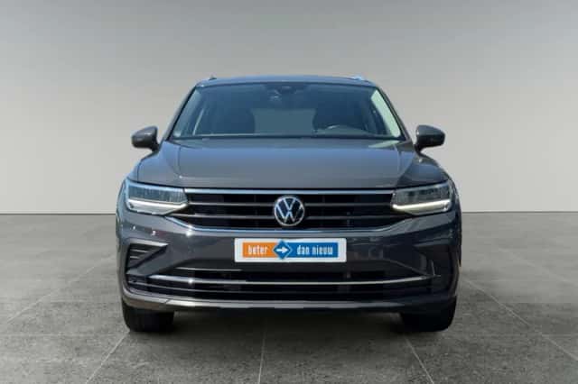 Volkswagen Tiguan (2021) thumbnail 6