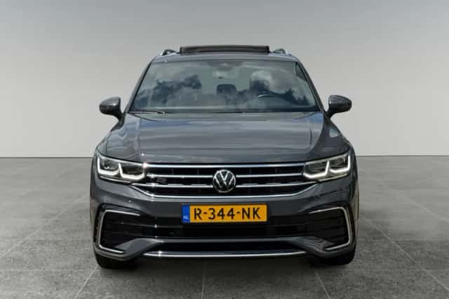 Volkswagen Tiguan (2022) thumbnail 6