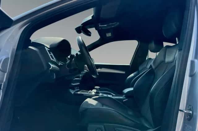 Audi Q5 (2024) thumbnail 4