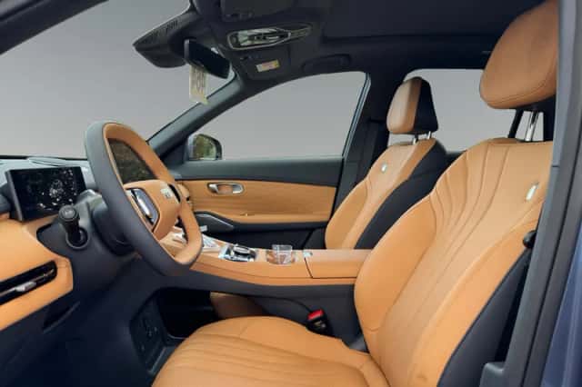 Geely Starray EM-i (2026) thumbnail 4