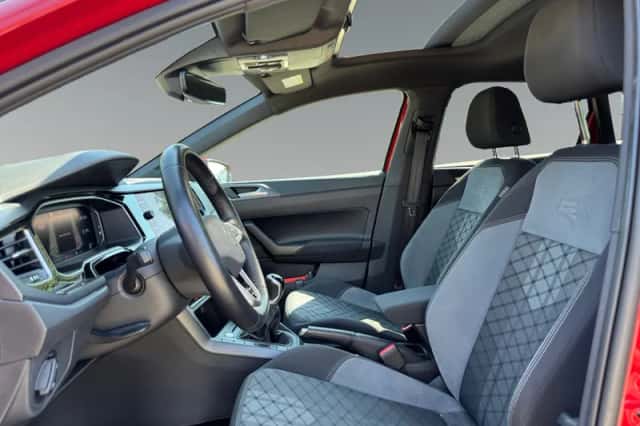 Volkswagen Polo (2023) thumbnail 4