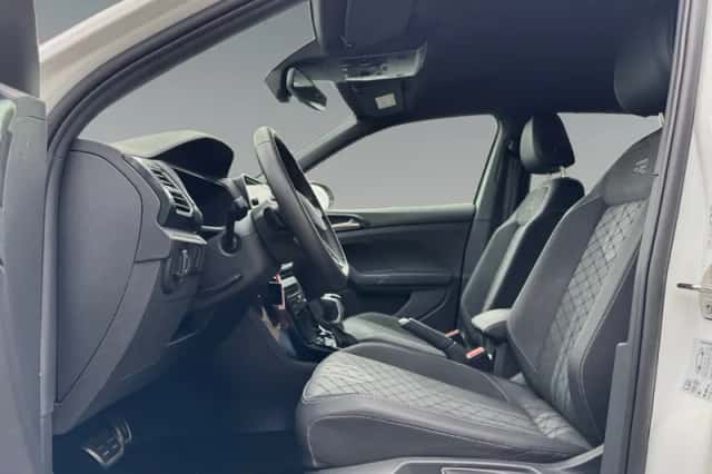 Volkswagen T-Cross (2025) thumbnail 4