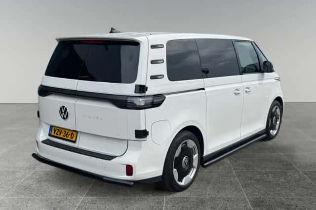 Volkswagen ID. Buzz (2024) thumbnail 4