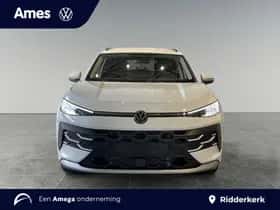 Volkswagen T-Roc (0) thumbnail 2