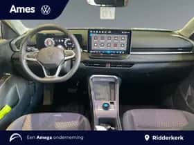 Volkswagen T-Roc (0) thumbnail 10