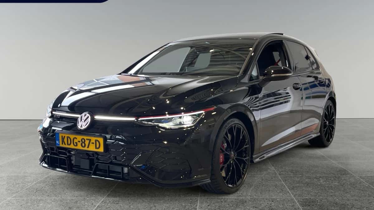 Volkswagen Golf (0) — foto 1