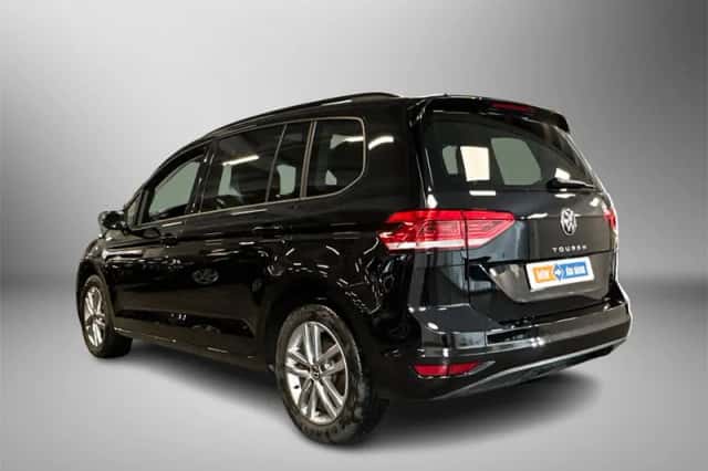 Volkswagen Touran (2025) thumbnail 5
