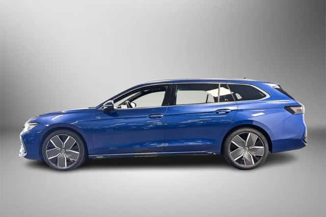 Volkswagen Passat (2025) thumbnail 4