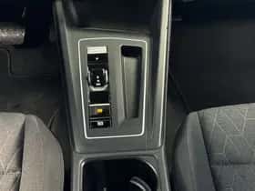 Volkswagen Golf (2025) thumbnail 22